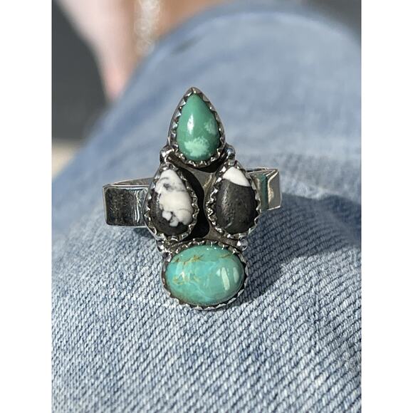 Native Style SW Sterling Silver White Buffalo Turquoise Cluster Ring Adjustable - Picture 1 of 5